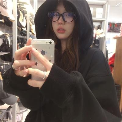 俏探女娇娃